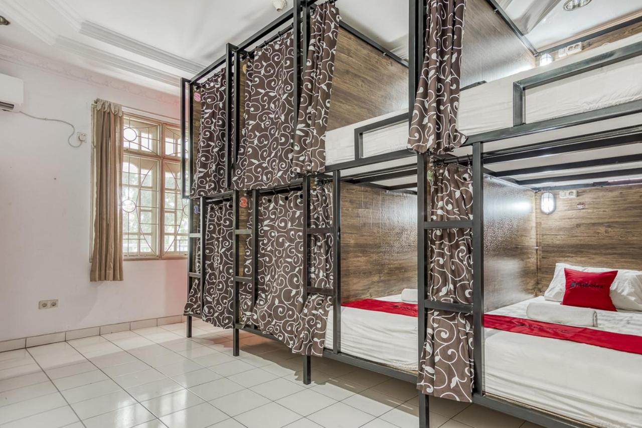 Reddoorz Hostel @ Feliz Noche Cengkareng Jakarta Eksteriør bilde